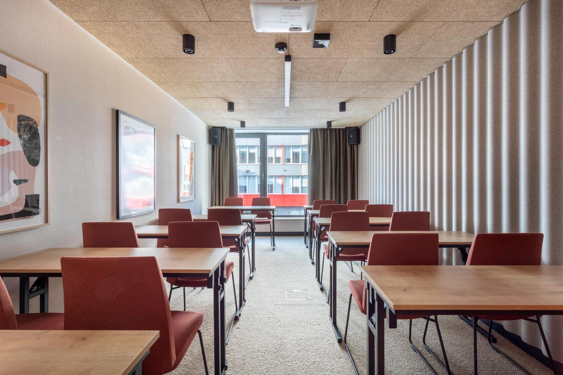 Qubus Hotel
